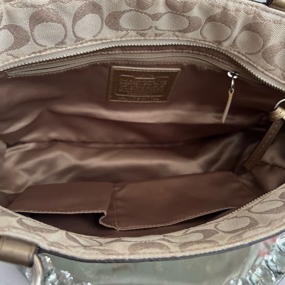 Coach Gallery Lurex East/West gold Metallic canvas and leather tote bag - Picture 3 of 12